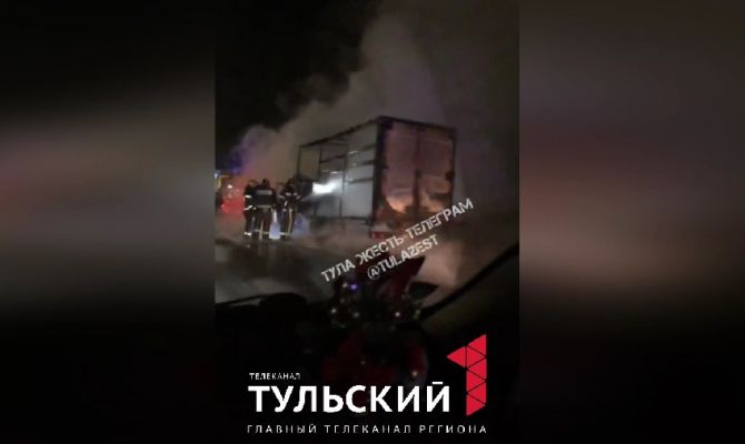 На трассе М-2 "Крым" под Тулой горела газель