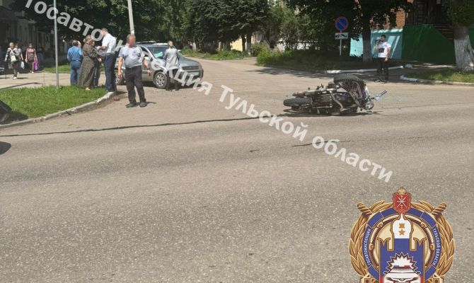 В Болохово «Форд Фокус» врезался в мотоцикл: пострадал ребенок