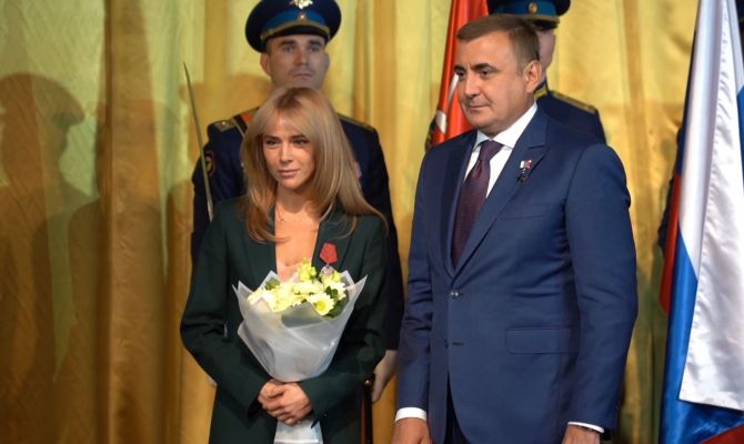 Алексей Дюмин наградил отличившихся туляков: с чего начинался их путь к признанию