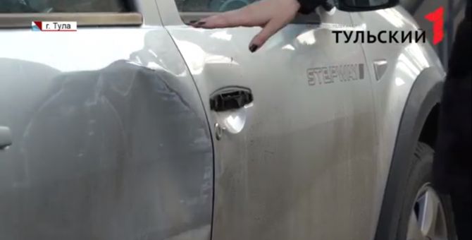 В автосервисе тулячке разбили машину 