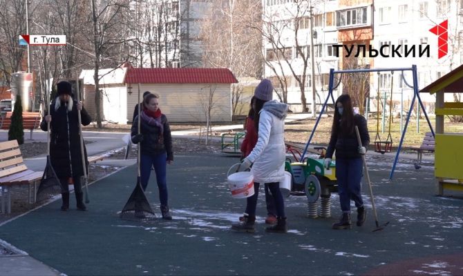 Как привести свой двор в порядок после зимы