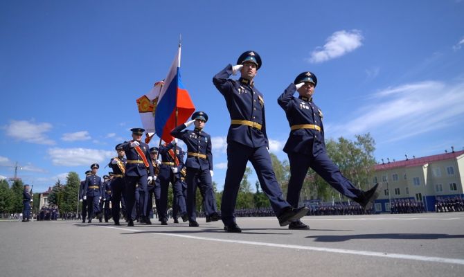 Новейшее вооружение и награды героям: как прошел в Туле День ВДВ