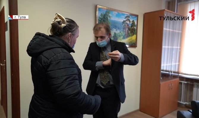 В Туле юрист год морочил клиентам голову, а после выдал фальшивое решение суда с кучей ошибок