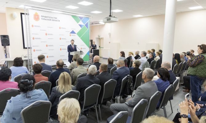 В Туле наградили отличившихся сотрудников предприятий