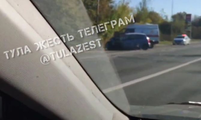 В Киреевском районе столкнулись "Киа Пиканто" и "Форд Фьюжн"