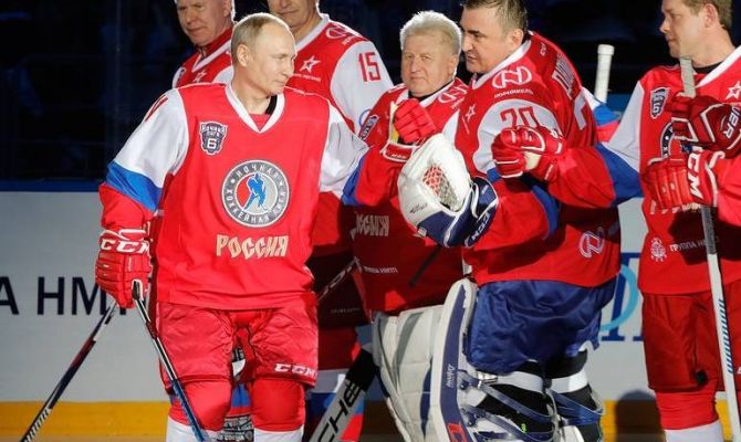 Команда Алексея Дюмина разгромила сборную Ночной хоккейной лиги в гала-матче