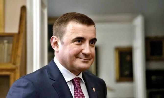 Алексей Дюмин поздравил музейных работников