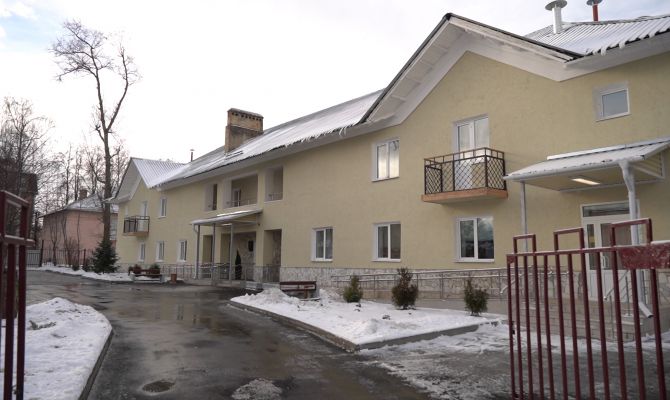 "Чувствуешь себя нужным": Алексей Дюмин пообщался с пенсионерами из Центра соцобслуживания