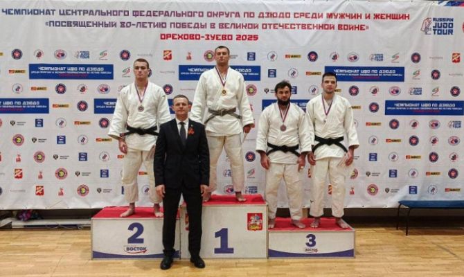 Тульские дзюдоисты взяли «серебро» и «бронзу» на чемпионате Центральной России