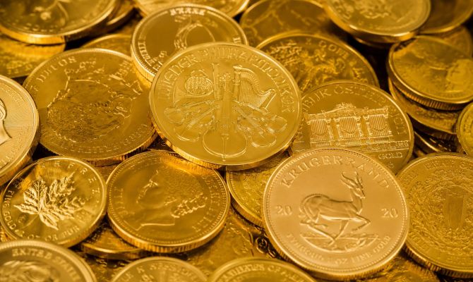 Тулячка отдала мошенникам 33 золотые монеты и 5 миллионов рублей