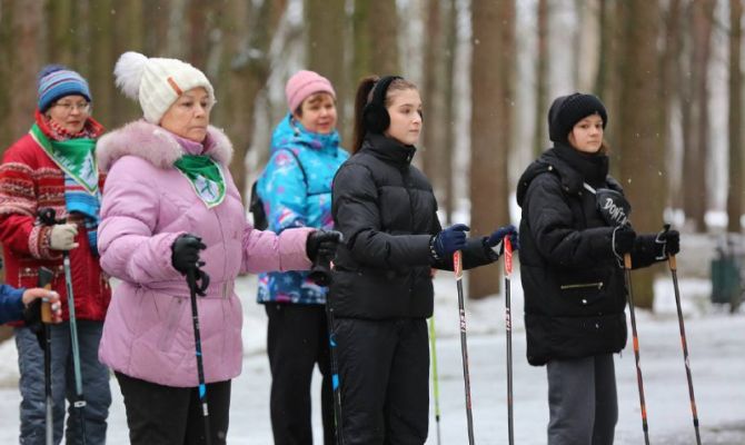 В Туле набирают желающих для занятий северной ходьбой