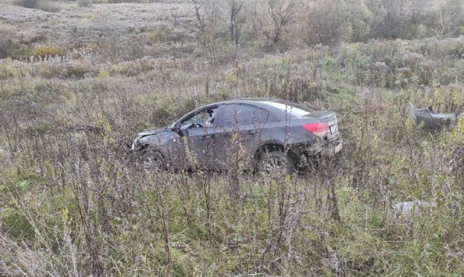 В Туле водитель на Chevrolet Cruze съехал в кювет