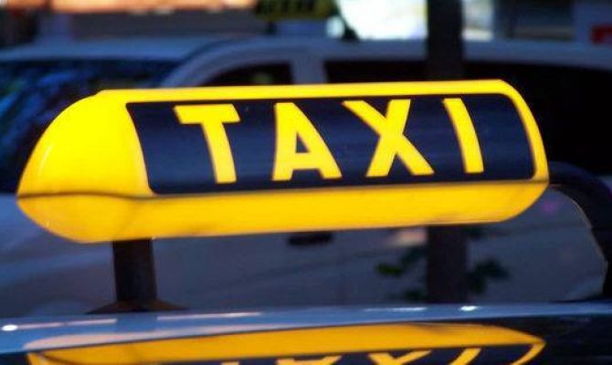 На что чаще всего жалуются клиенты такси в России