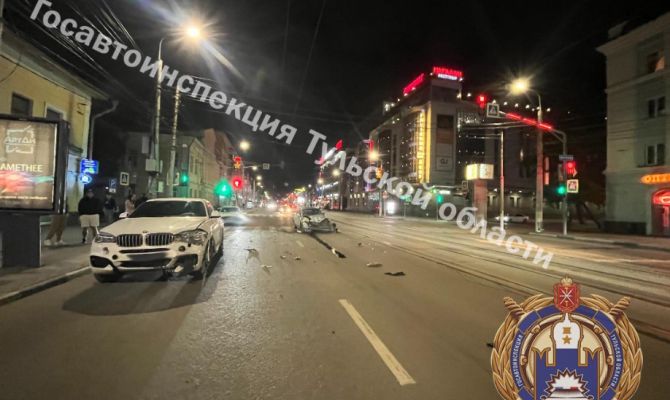В Туле в столкновении «Ниссана» с BMW пострадал ребенок