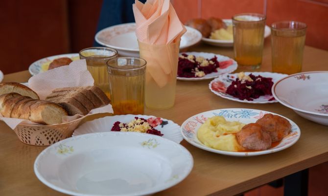 Как родители могут поменять меню в тульских школьных столовых