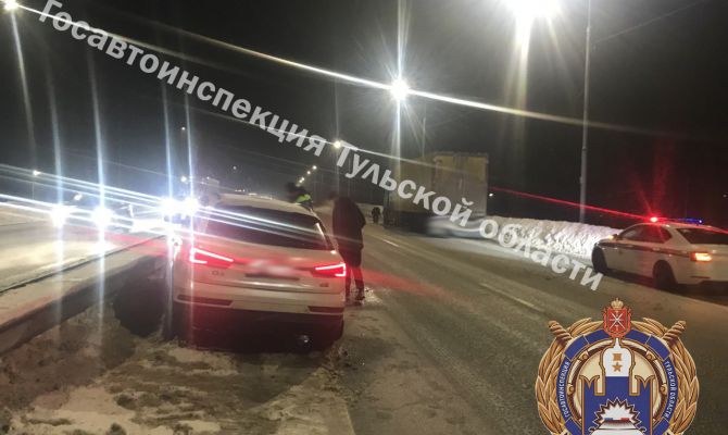 На М-4 "Дон" под Ефремовом столкнулись "Ауди" и "Даф"