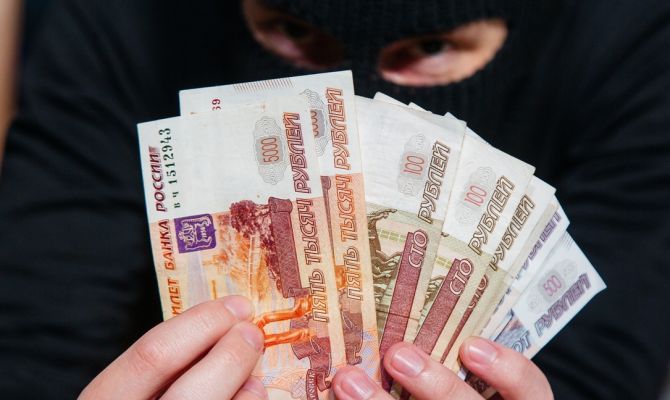 Из Тульской области за рубеж незаконно вывели 80 миллионов рублей