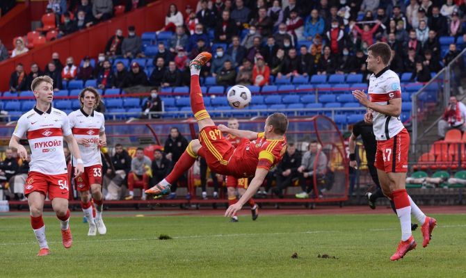 Тульский “Арсенал” проиграл московскому “Спартаку” 