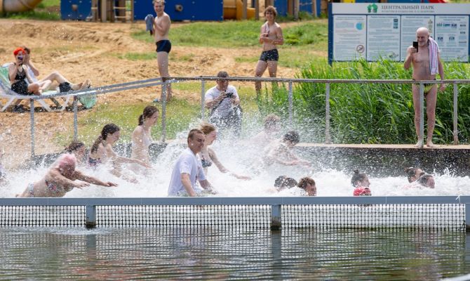 Почти половина россиян отказалась от отпуска за границей