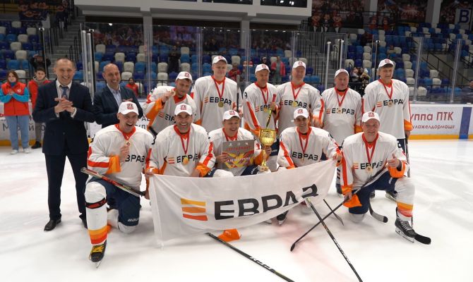 Команда Евраз Ванадий Тула стала победителем Чемпионата по хоккею