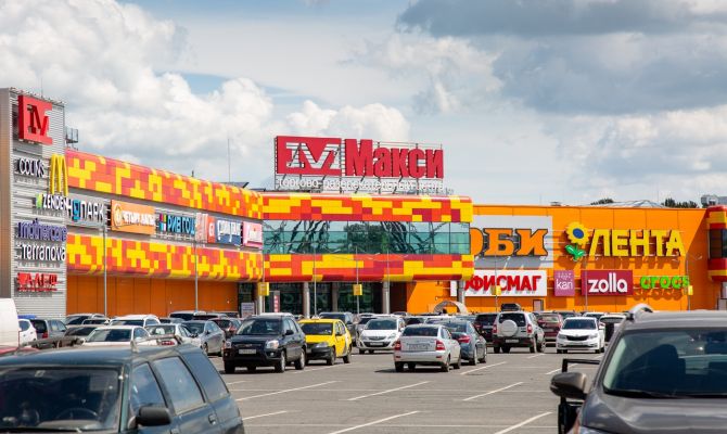 В Туле эвакуировали ТРЦ "Макси"