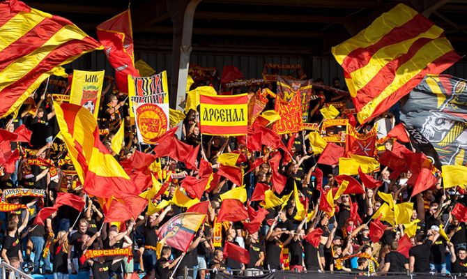 Гул 19 тысяч болельщиков «рвал» стадион на матче «Арсенал – ЦСКА»