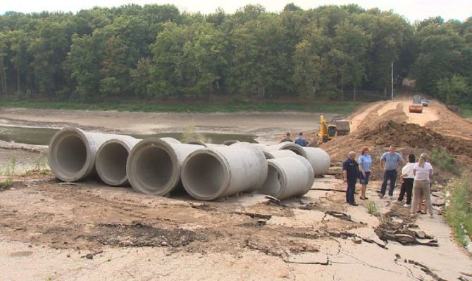 Прокуратура проводит проверку состояния Платоновского пруда