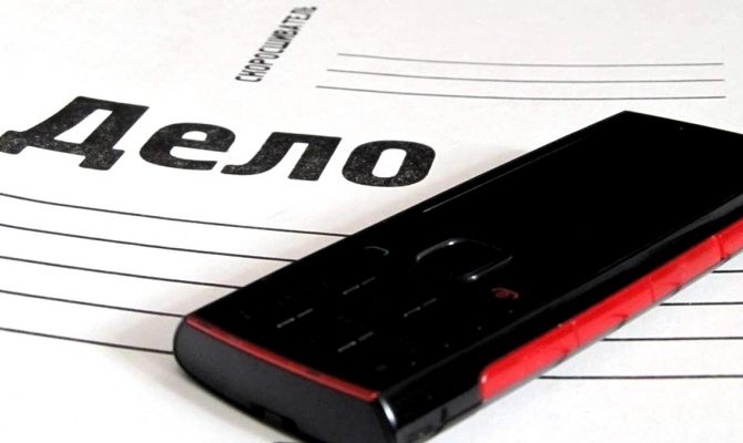 Ефремовчанин вынес из дома два чужих мобильных телефона