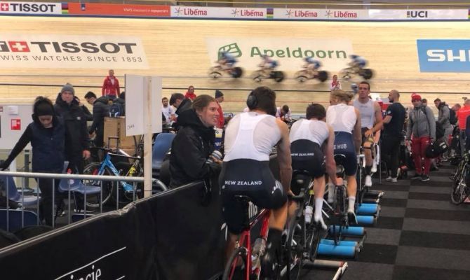 На чемпионате мира по велогонкам туляк пришел к финишу четвертым