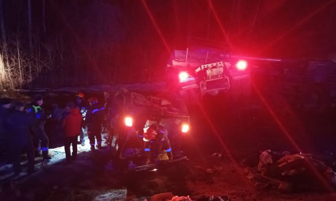 В ДТП с микроавтобусом под Тулой предварительно погибло 9 человек