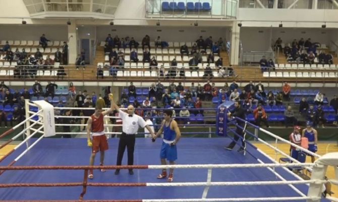 Туляк вышел в финал первенства России по боксу