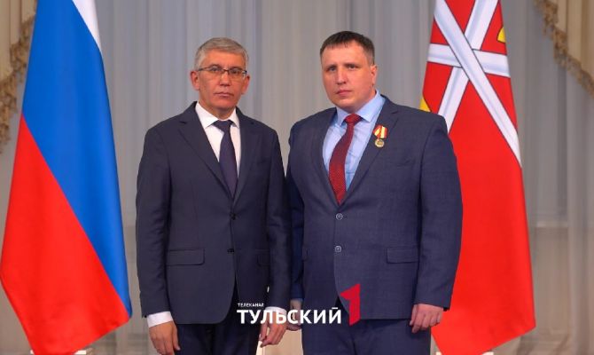 Участвовавшие в спасении после атаки БПЛА врачи получили награды