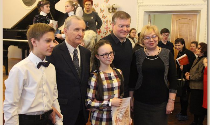 Туляков приглашают на конкурс исполнителей фортепианной музыки «Я-Артист»