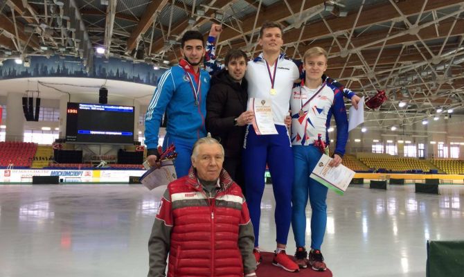 Тульский конькобежец завоевал медаль на первенстве России