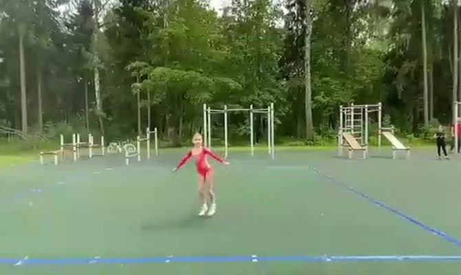 Тульские спортсмены приняли участие в первых виртуальных соревнованиях по спортивной аэробике