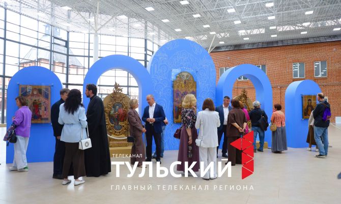 В Тульском Кремле впервые показали уникальные иконы Богородицы