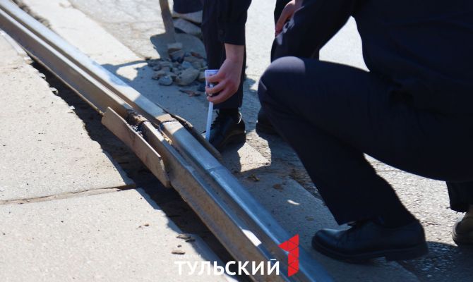 Движение трамваев из Пролетарского округа в центр Тулы полностью заблокировано
