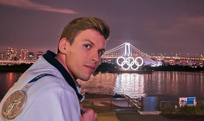 Призер Олимпийских игр попросил отозвать его статус нейтрального спортсмена