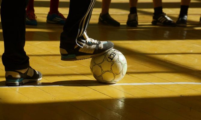 Полицейские Тульской области сразились в турнире по мини-футболу