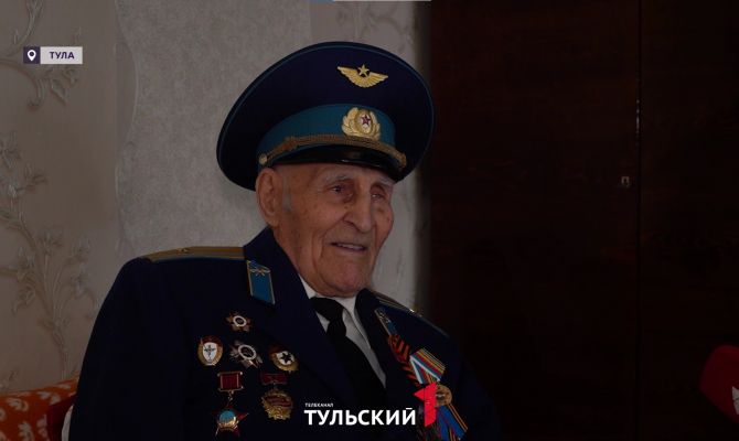 "Падали на колени и плакали": 100-летний ветеран из Тулы вспомнил День Победы 81 год назад
