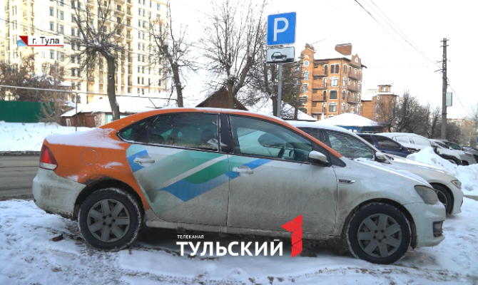 В Туле водитель каршеринга без прав сбил пешехода во время дрифта на парковке