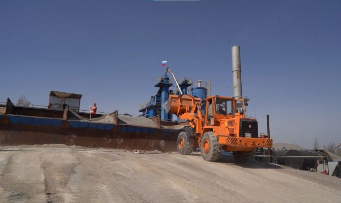 Новая формула асфальта повысит срок службы дорог в Тульской области до 12 лет