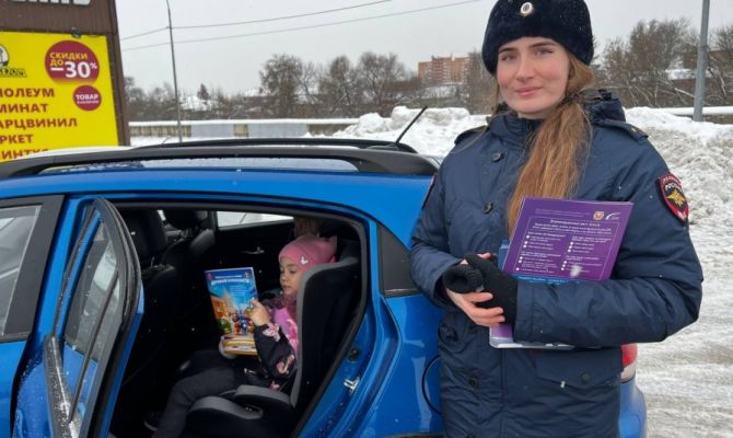 В ГАИ рассказали о безопасном стиле вождения с ребенком при непогоде в Туле