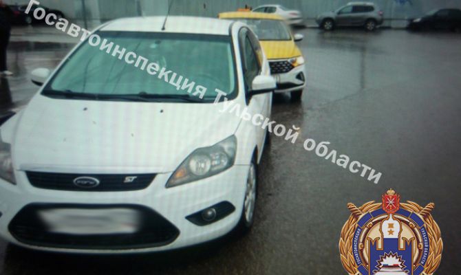В Туле на улице Галкина столкнулись две легковушки