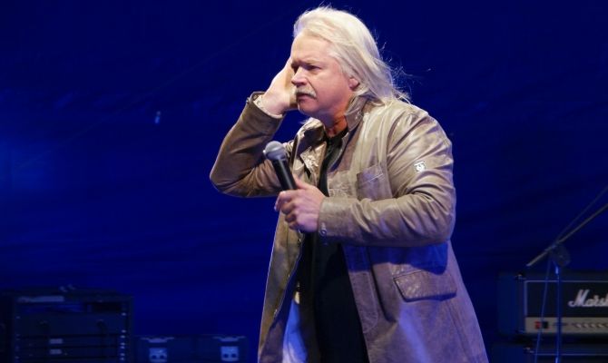 В Туле на День Победы выступит вокалист группы "Земляне" Сергей Скачков