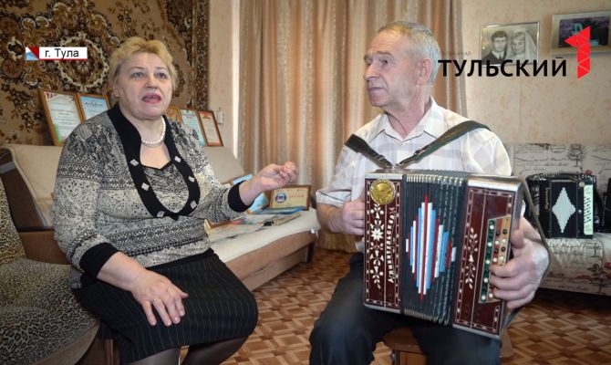 Гармонист-самоучка из Тулы готовится выступить на фестивале в Орле 