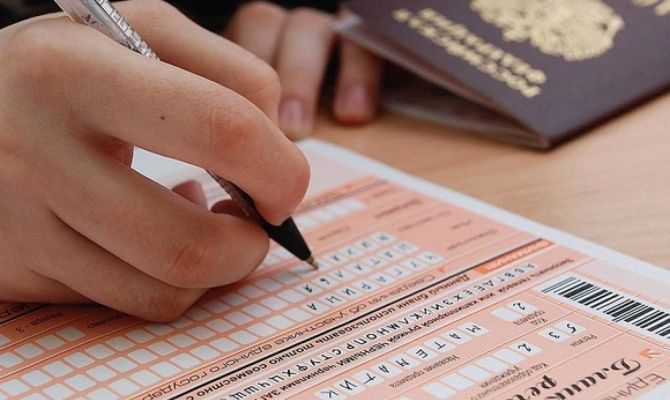 В Рособрнадзоре ответят на все вопросы про ГИА
