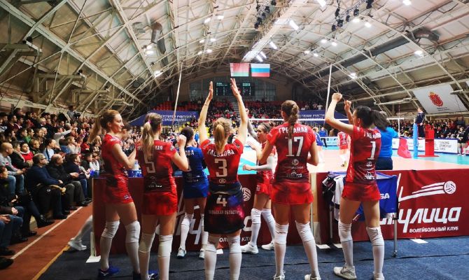 В Туле проходит Кубок Губернатора по волейболу