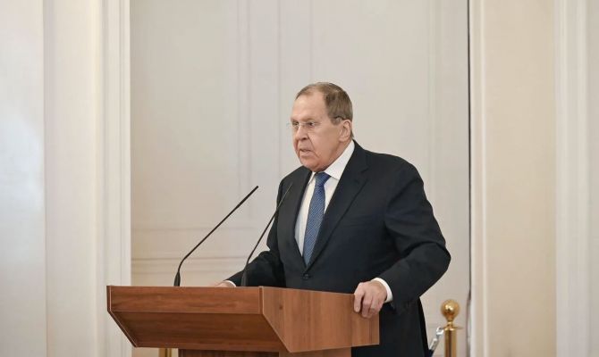 Сергей Лавров вручил дипломы МГИМО участникам проекта "Герой 71"