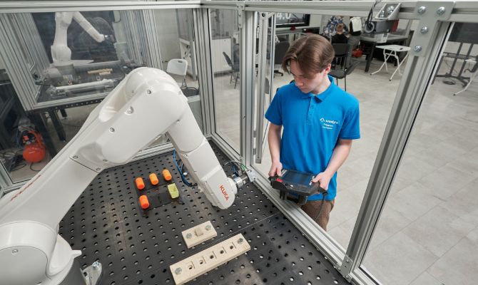 Дедушка студента «Алабуга Политех» поделился откровениями внука об обучении в нашумевшем колледже